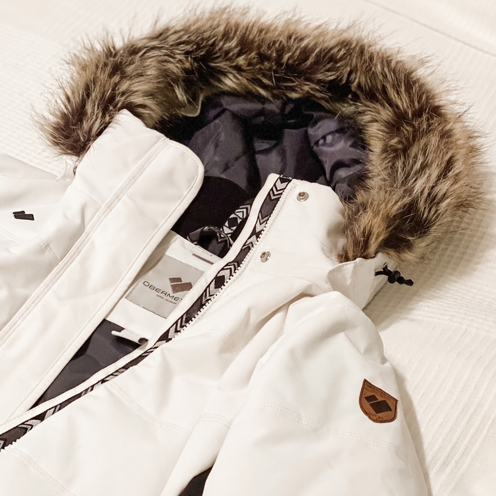 Women’s Obermeyer ski snowboard jacket whi…